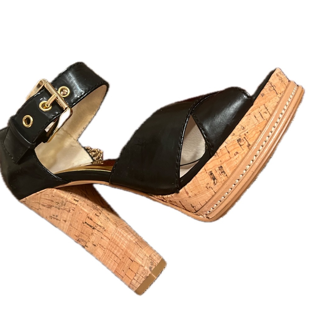 Michael KORS Ivana’s  Platform heels . Size 7M. New in original box .